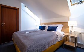 Greensgate Hotel Dýšina